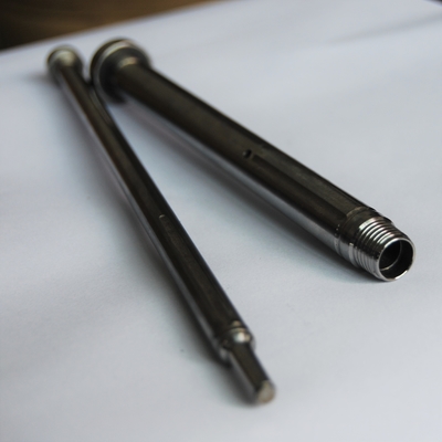 H13 SUJ2 SKD61のイジェクターのピンおよび袖Pin DIN16756 ISO8405 1.2344の熱い仕事は鋼鉄死ぬ