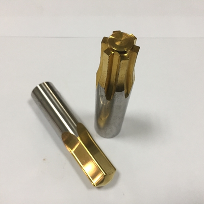 DIN 9861Dのイジェクターは穿孔器ピンで止めるM2の鋼鉄TiCN TILCRN Alcrona DLCのコーティングを死ぬ