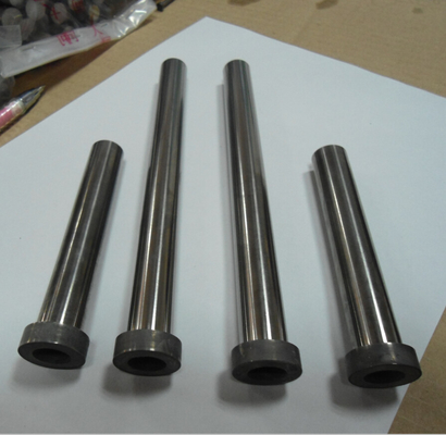 DIN16756薄い壁のイジェクターは注入鋳造物1.2067 ASTM SKH51にスリーブを付ける