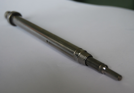 DIN16756薄い壁のイジェクターは注入鋳造物1.2067 ASTM SKH51にスリーブを付ける