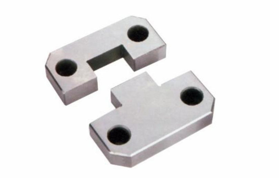 1.2210ブロックの正方形のブロックを見つけるTiCNは型の付属品を置いた